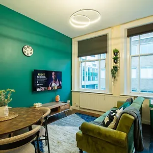 Hallam Sleek Apartment Sheffield